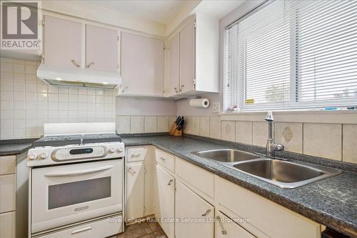 606 Abana Road, Mississauga (Cooksville), ON - Indoor Photo Showing Kitchen With Double Sink