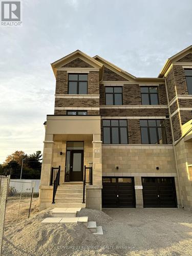 1 Millman Lane, Richmond Hill, ON - Outdoor