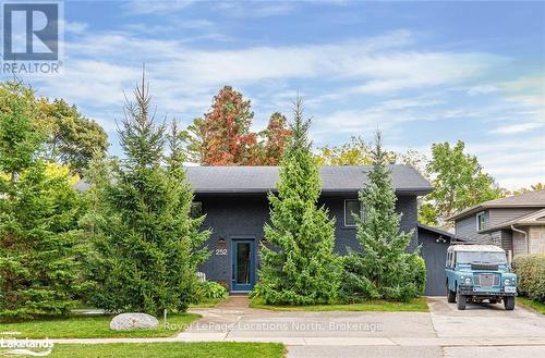 252 Third Street, Collingwood, ON - Outdoor