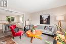 252 Third Street, Collingwood, ON  - Indoor Photo Showing Living Room 