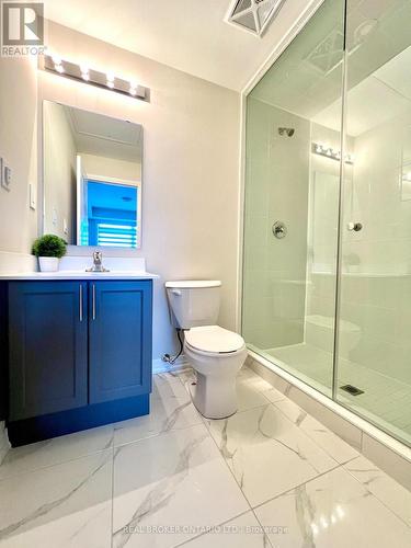 113 - 1577 Rose Way, Milton, ON - Indoor Photo Showing Bathroom