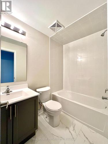 113 - 1577 Rose Way, Milton, ON - Indoor Photo Showing Bathroom