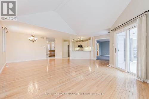 14 Dickinson Court, Centre Wellington (Elora/Salem), ON - Indoor