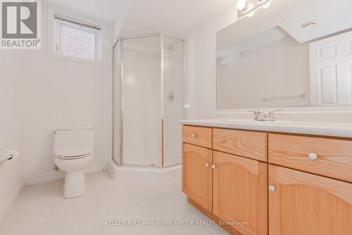 14 Dickinson Court, Centre Wellington (Elora/Salem), ON - Indoor Photo Showing Bathroom