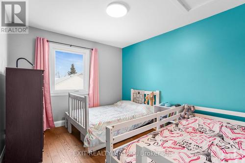 426 Sujack Street, Russell, ON - Indoor Photo Showing Bedroom