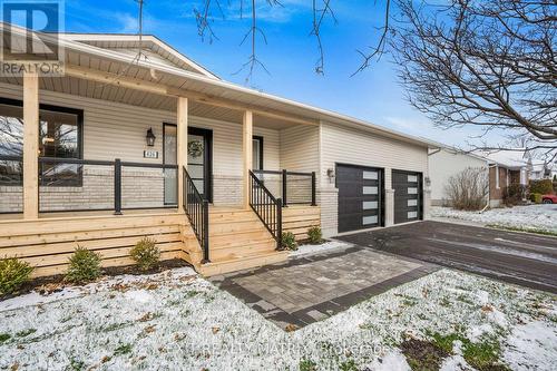 426 Sujack Street, Russell, ON - Outdoor With Deck Patio Veranda