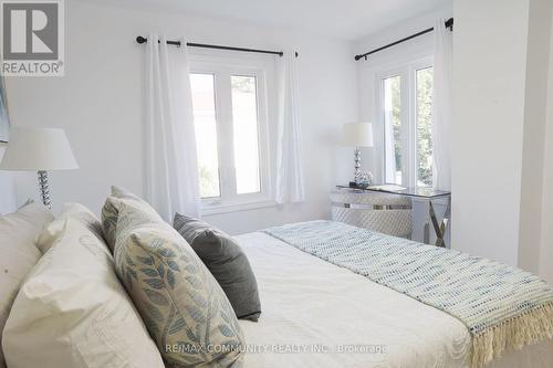 33 Windsor Avenue, Ajax, ON - Indoor Photo Showing Bedroom