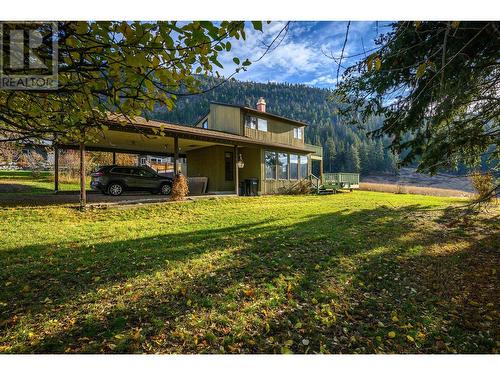 8660 Harbour Heights Road, Vernon, BC - Outdoor With Deck Patio Veranda