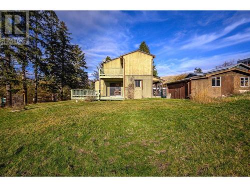 8660 Harbour Heights Road, Vernon, BC - Outdoor