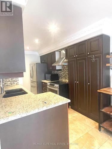 161 Komura Road, Vaughan, ON - Indoor Photo Showing Kitchen With Double Sink