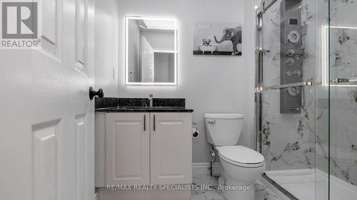 48 Ridgefield Court, Brampton, ON - Indoor Photo Showing Bathroom