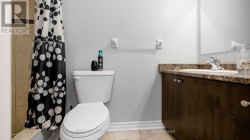 48 Ridgefield Court, Brampton, ON - Indoor Photo Showing Bathroom