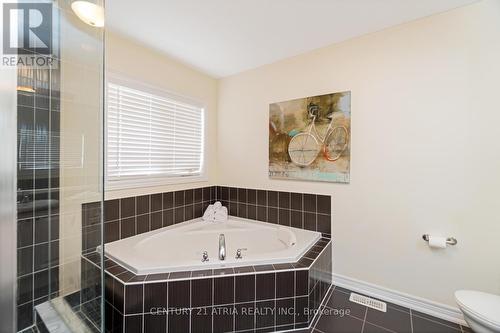 403 Landsborough Avenue, Milton, ON - Indoor Photo Showing Bathroom