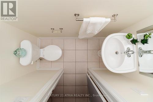 403 Landsborough Avenue, Milton, ON - Indoor Photo Showing Bathroom