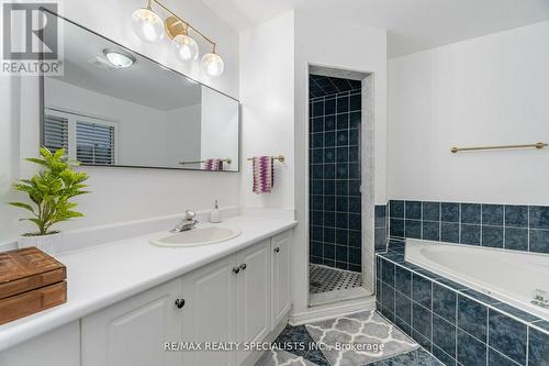 76 Thunderbird Trail, Brampton, ON - Indoor Photo Showing Bathroom