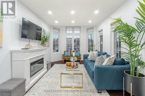 76 Thunderbird Trail, Brampton, ON - Indoor Photo Showing Living Room With Fireplace