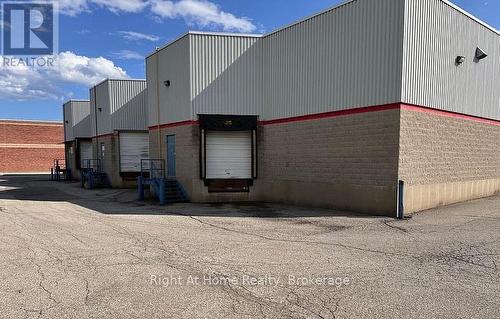 1329 Heine Court, Burlington (Industrial Burlington), ON 