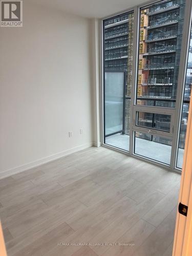 906N - 117 Broadway Avenue, Toronto, ON - Indoor Photo Showing Other Room