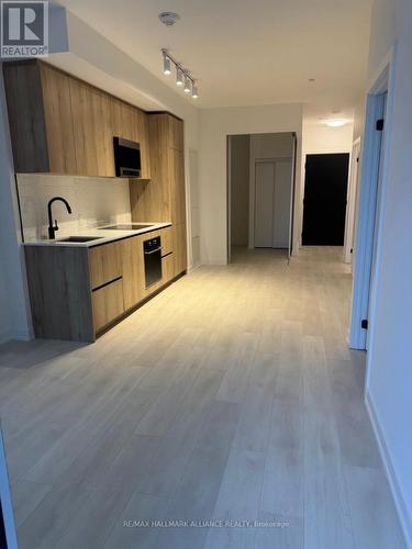 906N - 117 Broadway Avenue, Toronto, ON - Indoor Photo Showing Kitchen