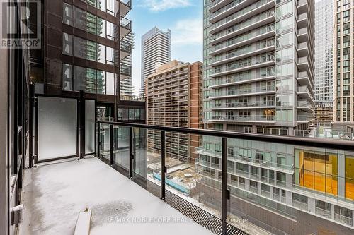 817 - 117 Broadway Avenue, Toronto, ON - Outdoor With Balcony