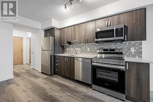 912 - 1455 Celebration Drive, Pickering, ON - Indoor Photo Showing Kitchen With Stainless Steel Kitchen With Upgraded Kitchen