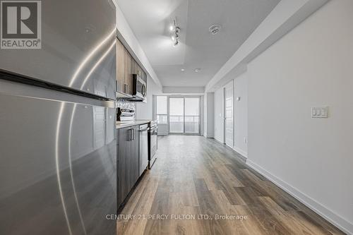 912 - 1455 Celebration Drive, Pickering, ON - Indoor Photo Showing Kitchen