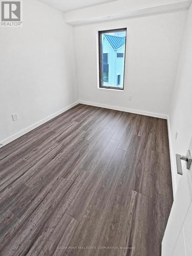 33 Rainwater Lane, Barrie, ON - Indoor Photo Showing Other Room