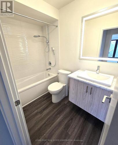 33 Rainwater Lane, Barrie, ON - Indoor Photo Showing Bathroom