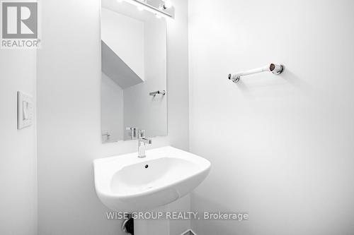 23 - 3472 Widdicombe Way, Mississauga, ON - Indoor Photo Showing Bathroom