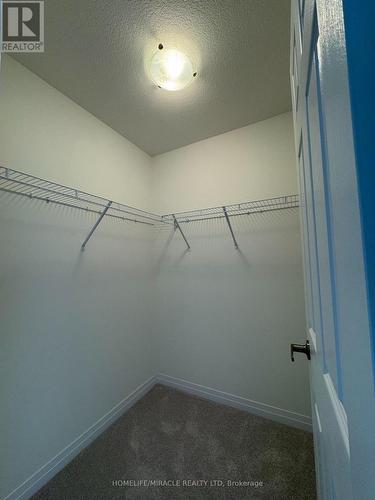 224 Port Crescent, Welland, ON - Indoor With Storage