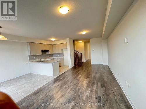 224 Port Crescent, Welland, ON - Indoor Photo Showing Kitchen