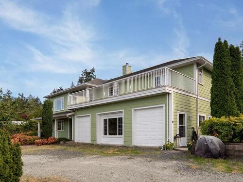 1395 Mctavish Rd, North Saanich, BC 