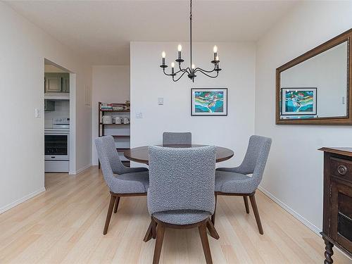 214-1991 Kaltasin Rd, Sooke, BC - Indoor Photo Showing Dining Room