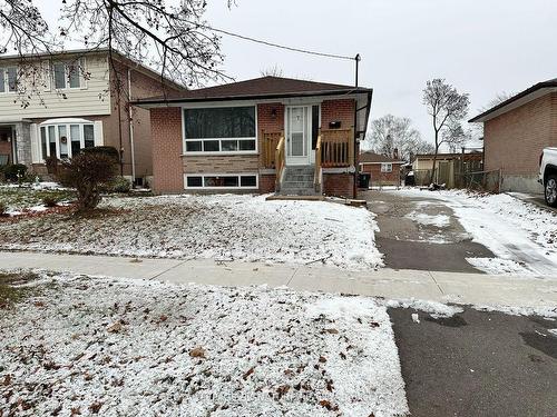 Bsmt-7 Limevale Cres, Toronto, ON - Outdoor