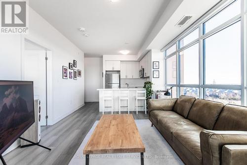 702 - 450 Dundas Street E, Hamilton, ON - Indoor Photo Showing Living Room