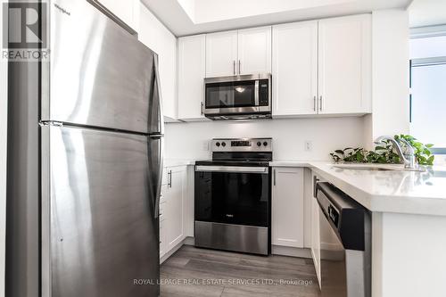 702 - 450 Dundas Street E, Hamilton, ON - Indoor Photo Showing Kitchen With Stainless Steel Kitchen