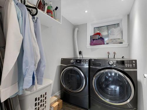 Laundry room - 2535 Rue Badeaux, Montréal (Saint-Laurent), QC - Indoor Photo Showing Laundry Room