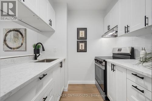 81 - 2570 Southvale Crescent, Ottawa, ON - Indoor Photo Showing Kitchen With Upgraded Kitchen