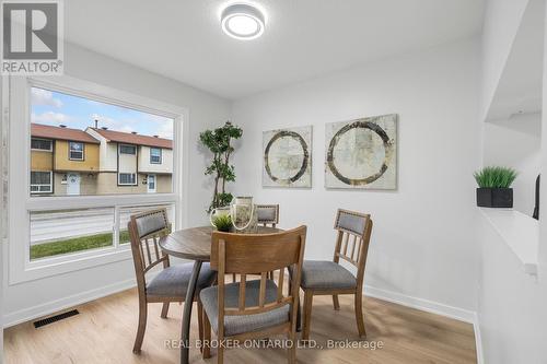 81 - 2570 Southvale Crescent, Ottawa, ON - Indoor Photo Showing Dining Room