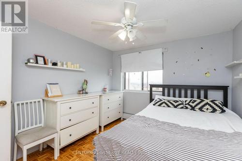 1102 - 20 Chesterton Drive, Ottawa, ON - Indoor Photo Showing Bedroom