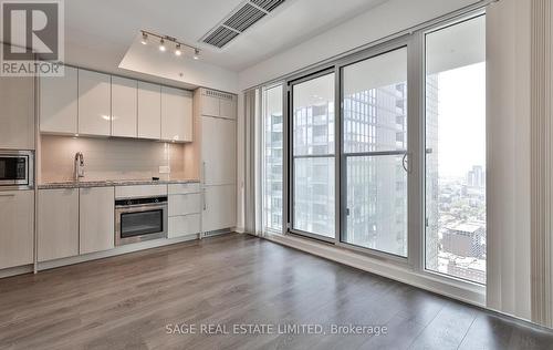 4108 - 115 Blue Jays Way, Toronto, ON - Indoor