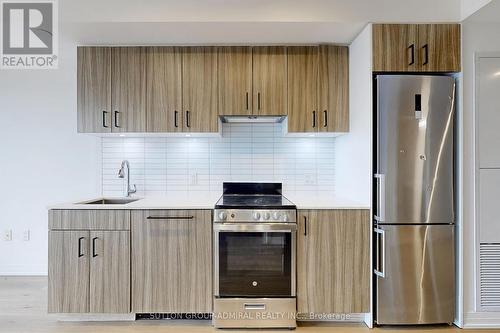 4412 - 251 Jarvis Street, Toronto, ON - Indoor Photo Showing Kitchen