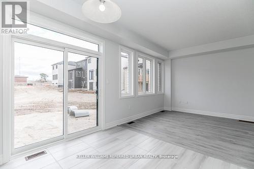 47 Federica Crescent, Wasaga Beach, ON - Indoor Photo Showing Other Room