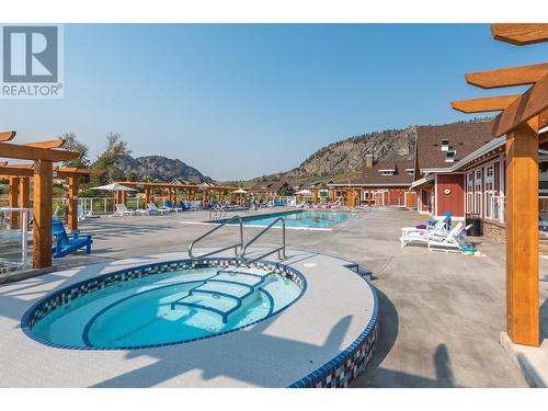 2450 Radio Tower Road Unit# 90, Oliver, BC - Outdoor With In Ground Pool