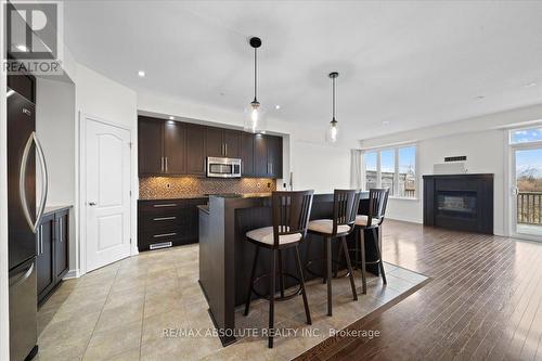 1084 Northgraves Crescent, Ottawa, ON - Indoor Photo Showing Kitchen With Upgraded Kitchen