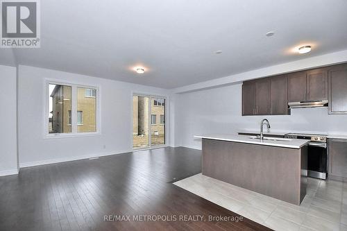 61 Seedling Crescent, Whitchurch-Stouffville, ON - Indoor Photo Showing Kitchen