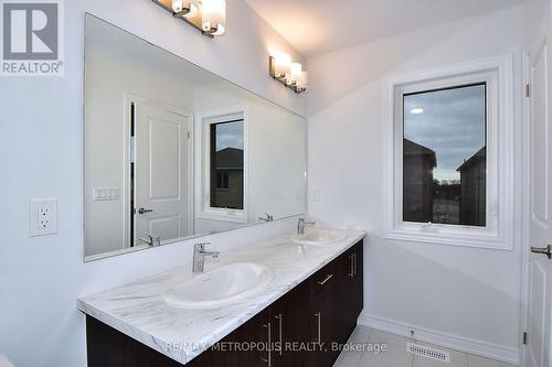 61 Seedling Crescent, Whitchurch-Stouffville, ON - Indoor Photo Showing Bathroom