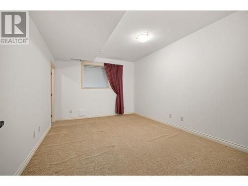 649 Devonian Avenue, Kelowna, BC - Indoor Photo Showing Other Room