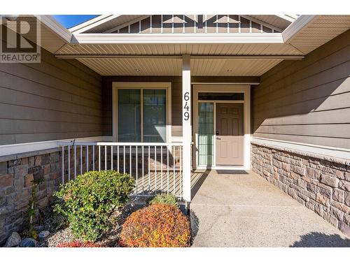 649 Devonian Avenue, Kelowna, BC - Outdoor With Deck Patio Veranda