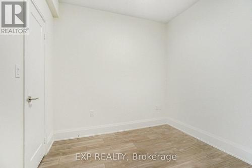 1005E - 576 Front Street W, Toronto, ON - Indoor Photo Showing Other Room